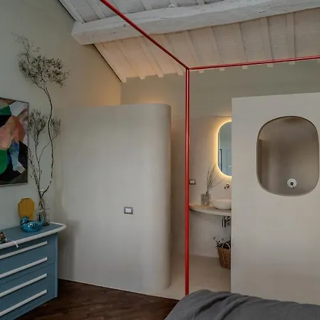Mamo Villa *