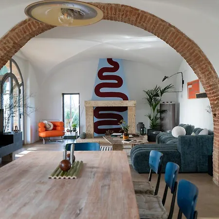 Villa Mamo *